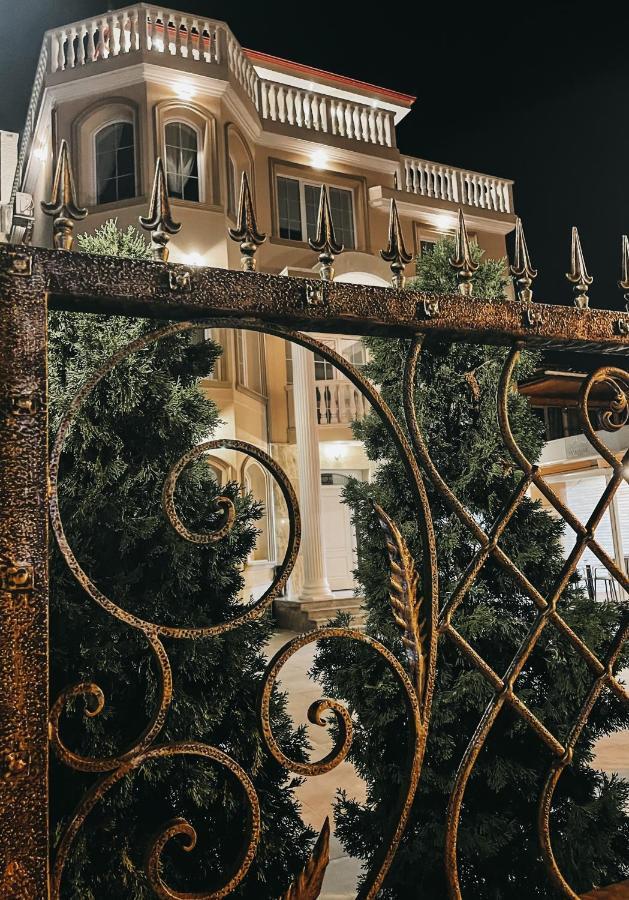 Amansar Boutique Hotel Tirana Exterior foto